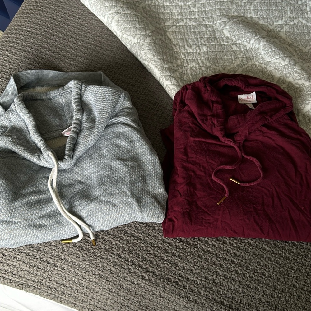 Maternity sweatshirts